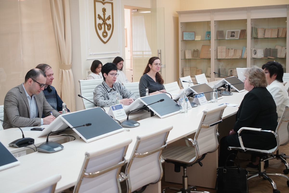 Руководство ВГУ подписало соглашение с МБОУ Гимназией имени А.В. Кольцова